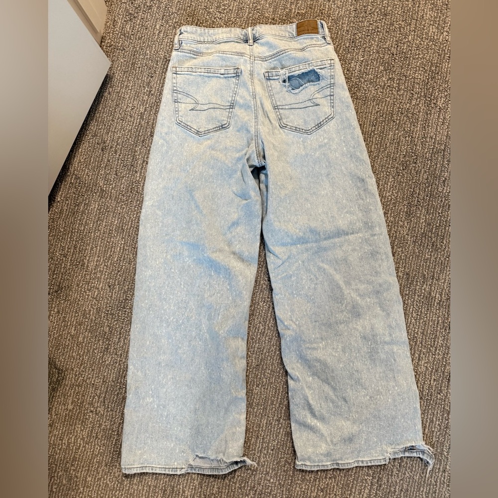 American Eagle High Rise Wide Leg Jeans Size 4 Short Light Wash Stretch Denim - Picture 5 of 6